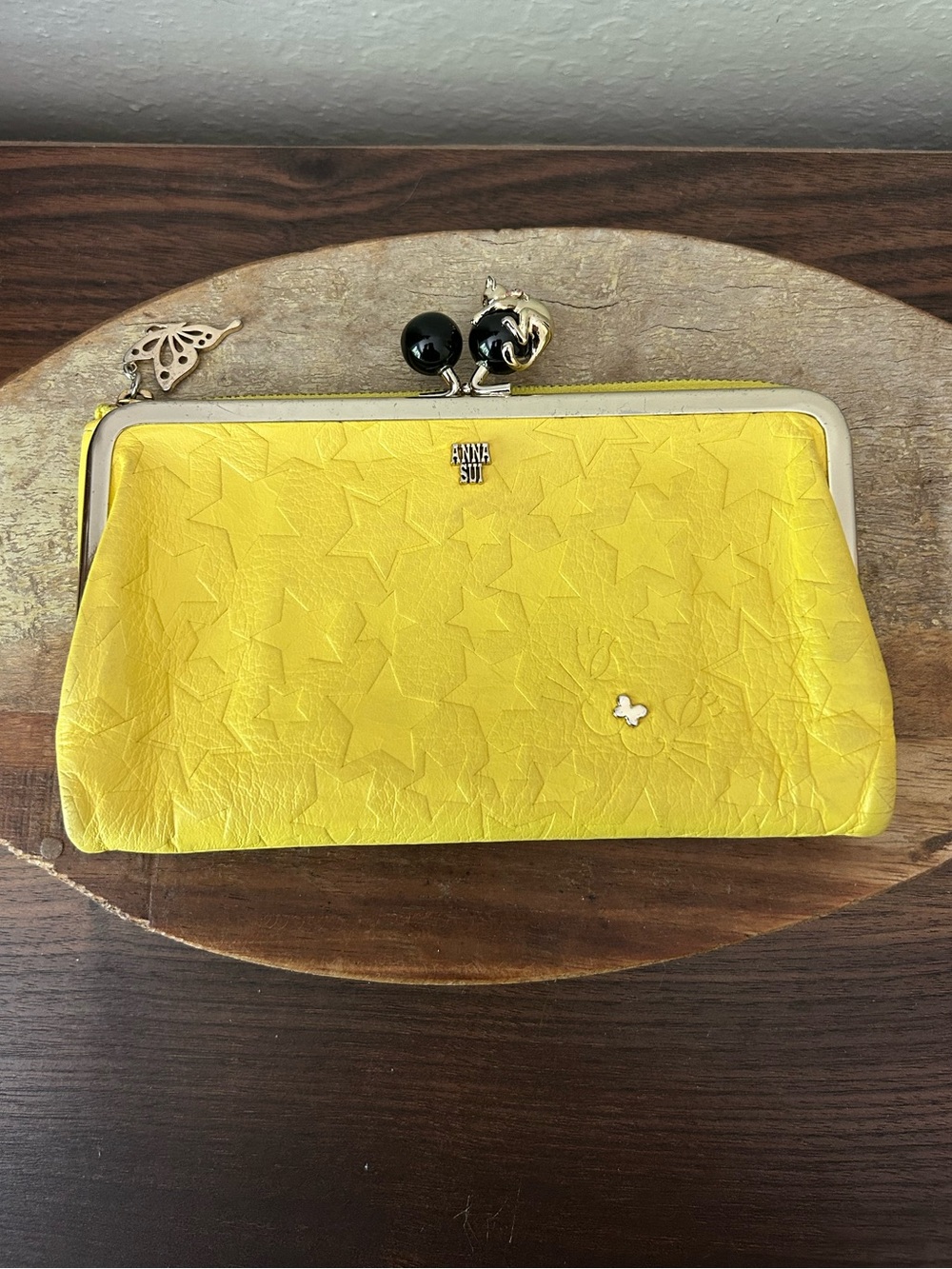 Anna Sui Star-Embossed Kiss-Lock Wallet Clutch: RARE!